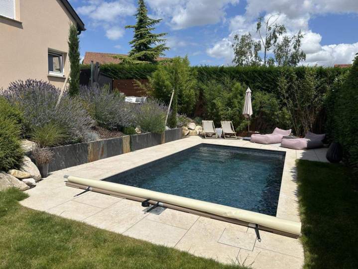 Piscine traditionnelle Dijon