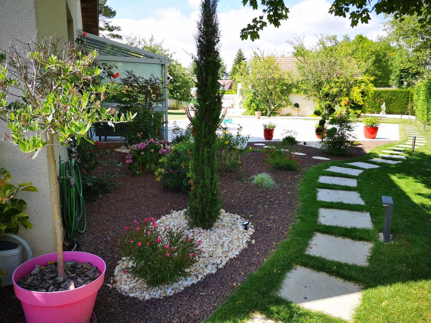 Piscine dijon chabrat Travaux Aménagement Jardin
